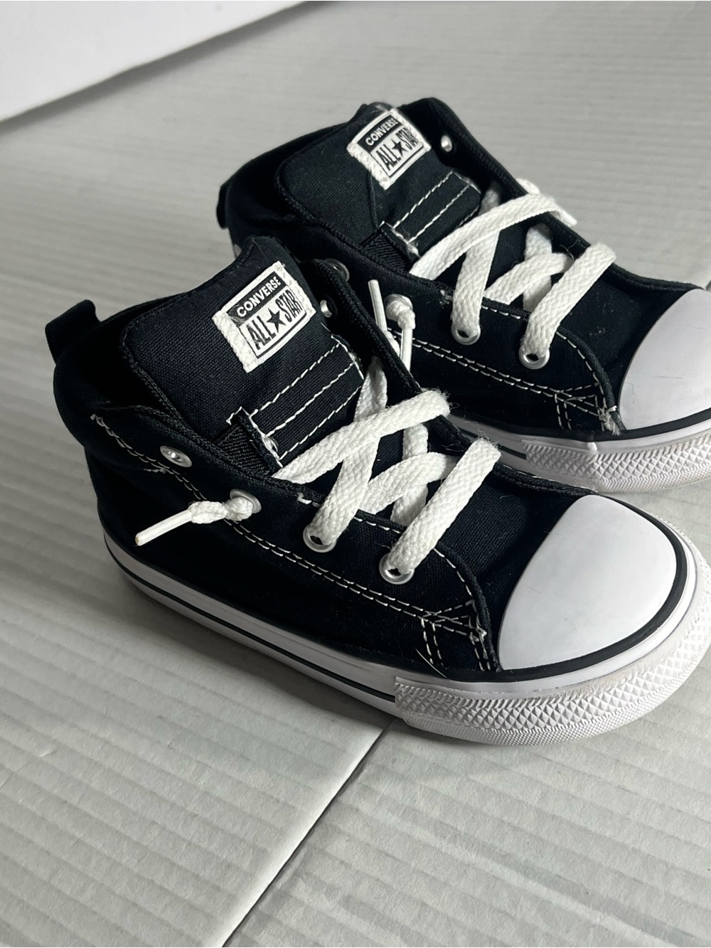 All Stars Converse size 10 good condition